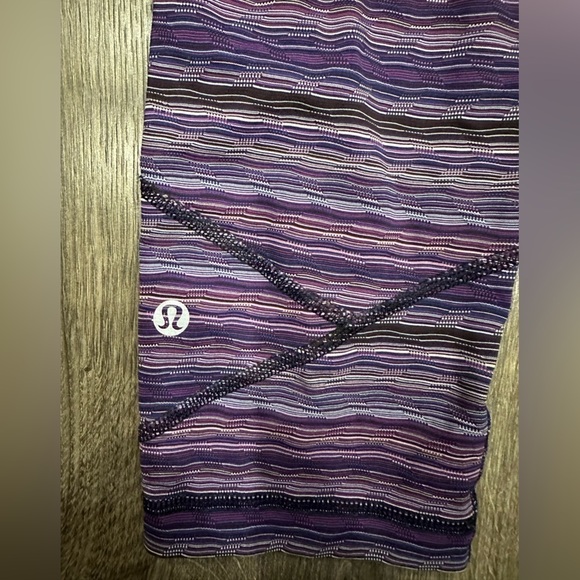 Lululemon Pace Rival Crop Space Dye Twist Leggings 6 Purple Stripe Pockets EUC - Picture 6 of 13